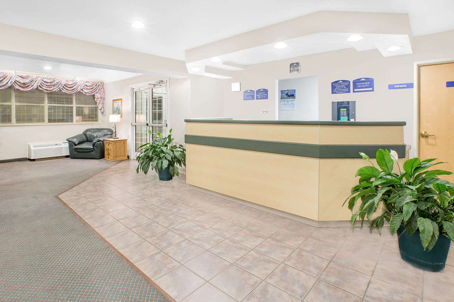 Microtel Inn By Wyndham Broken Bow 4/27