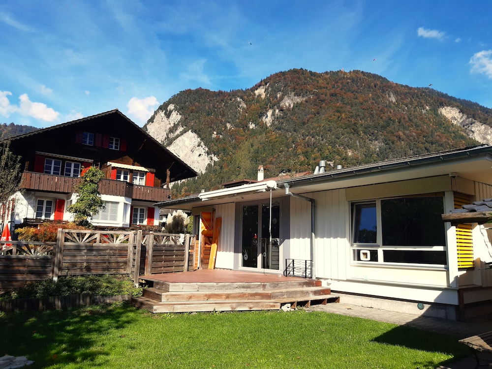 Adventure Guesthouse 38/45
