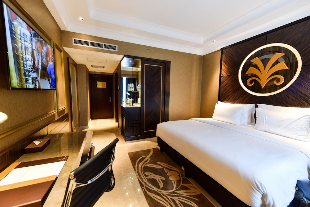 Myko Hotel And Convention Center Makassar 8/64