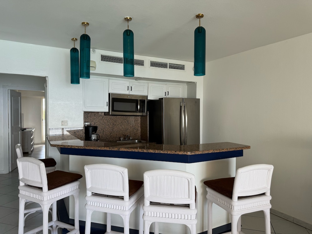 Sapphire Beach Club and Resort 26/50