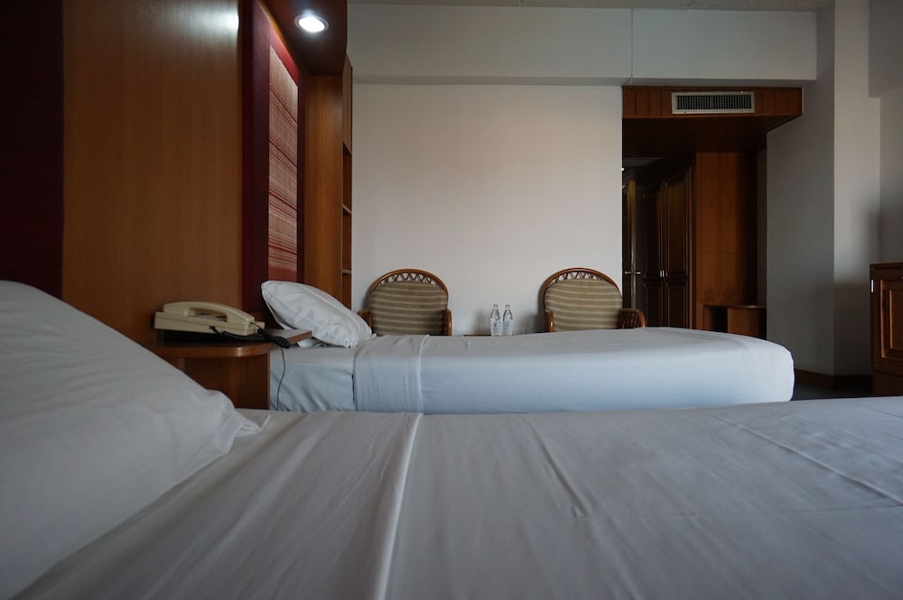 Pailyn Hotel Phitsanulok 27/76