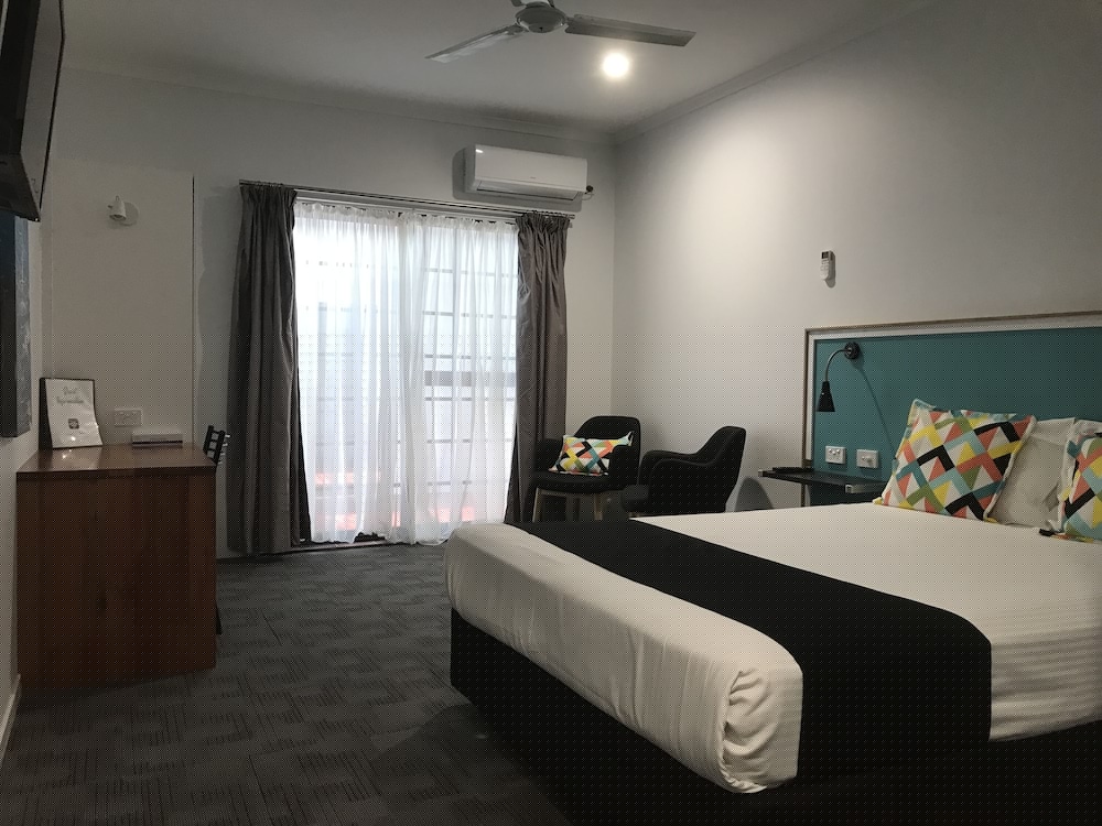 BALLINA HOMESTEAD MOTEL 11/60