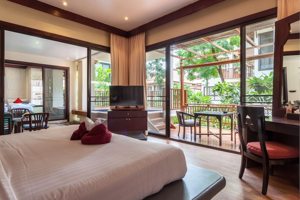 Briza Beach Resort 24/73