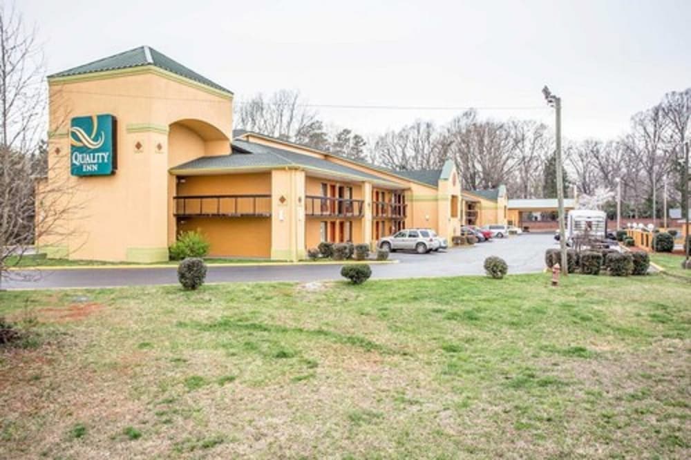 Quality Inn Kings Mountain 4/34