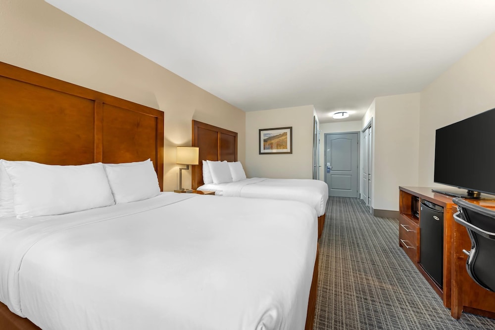غرفة قياسية بسريرين كوين، Comfort Inn & Suites Carbondale on the Roaring Fork 7/10
