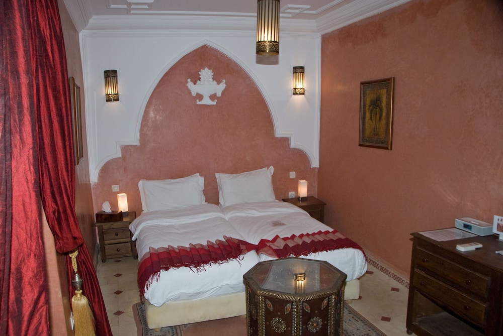 Riad Jonan 8/65