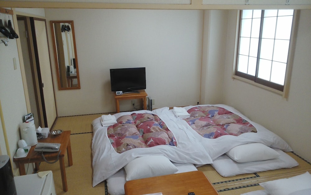 Hotel Miyako Hills Stationten 15/57
