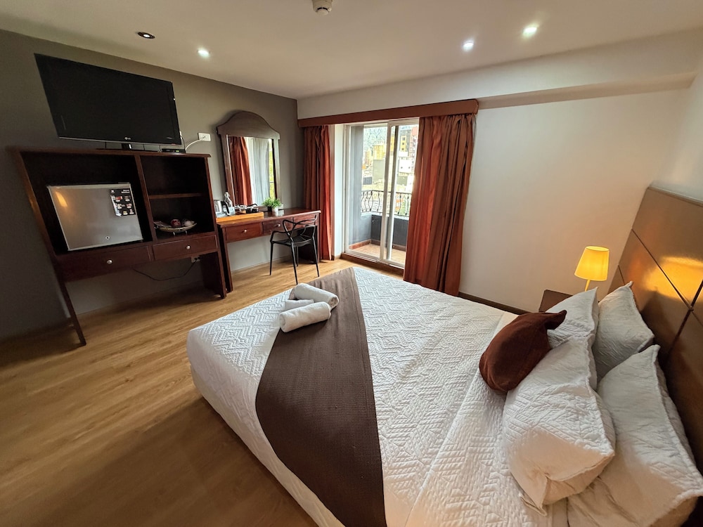 Blu Inn Hotel 20/50