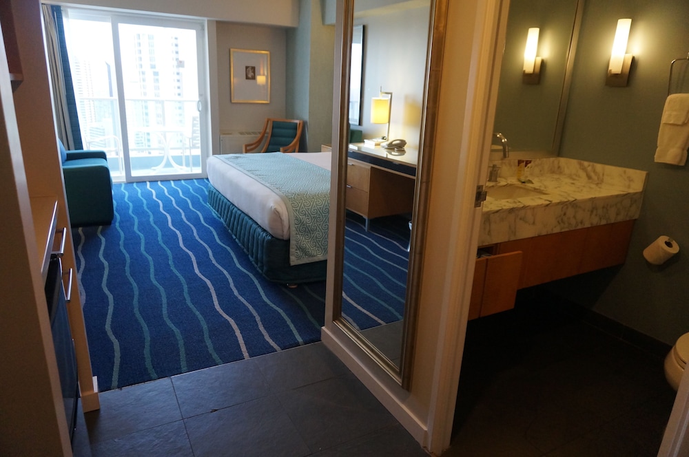 Ala Moana Hotel By Lsi Resorts 50/50
