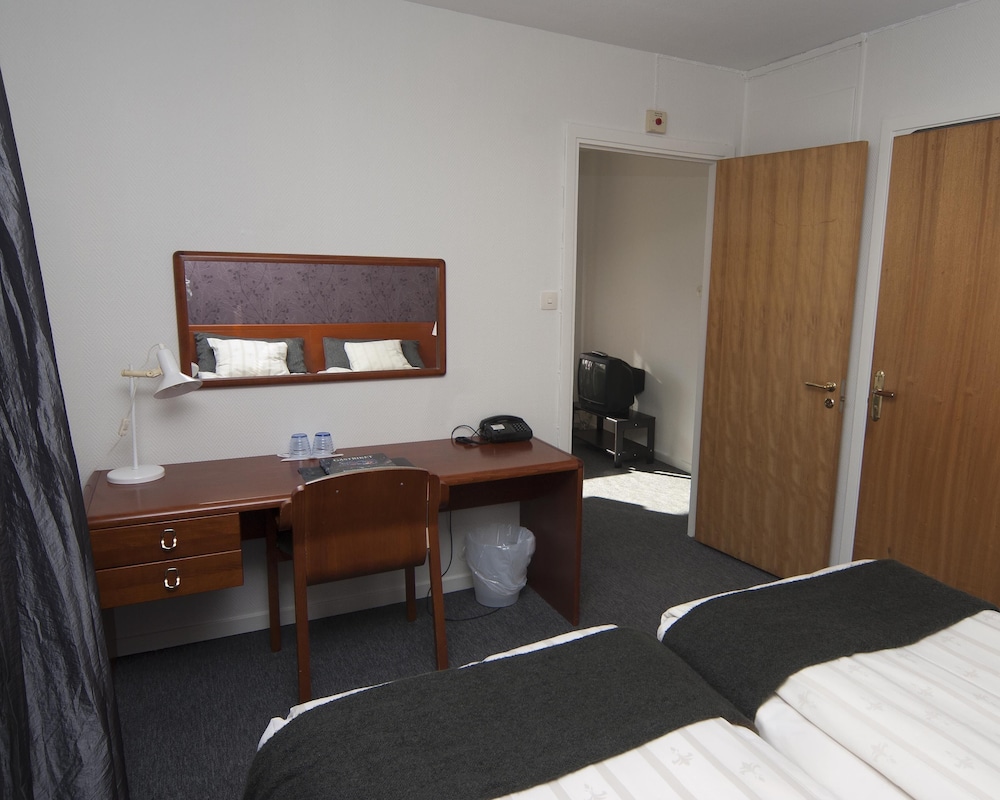 Hotel Aveny Bed Breakfast 36/41
