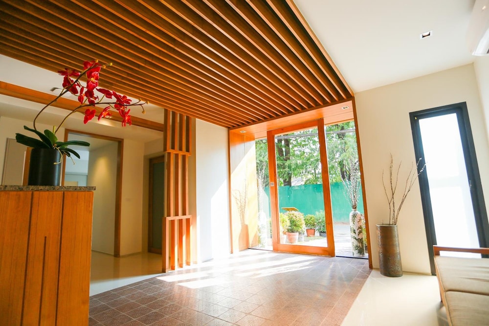 Lanna Thaphae Hotel 33/54