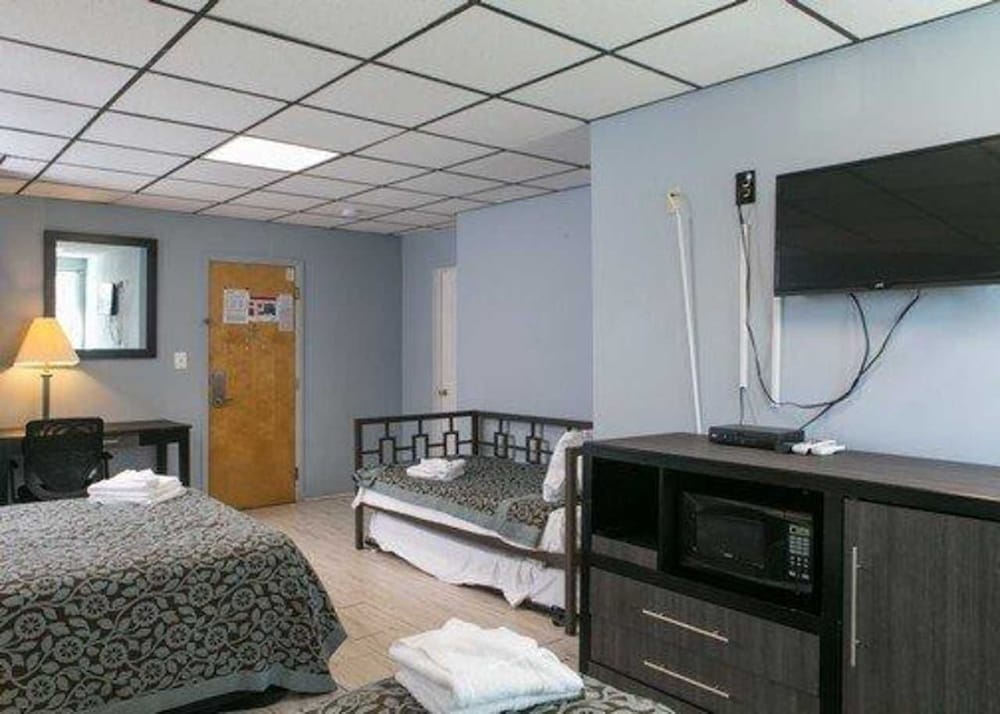 Econo Lodge Seaside Heights - Toms River East 15/26
