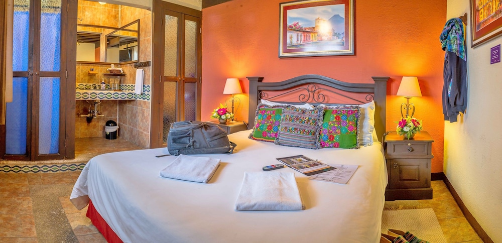 Casa Del Parque Hotel 17/50