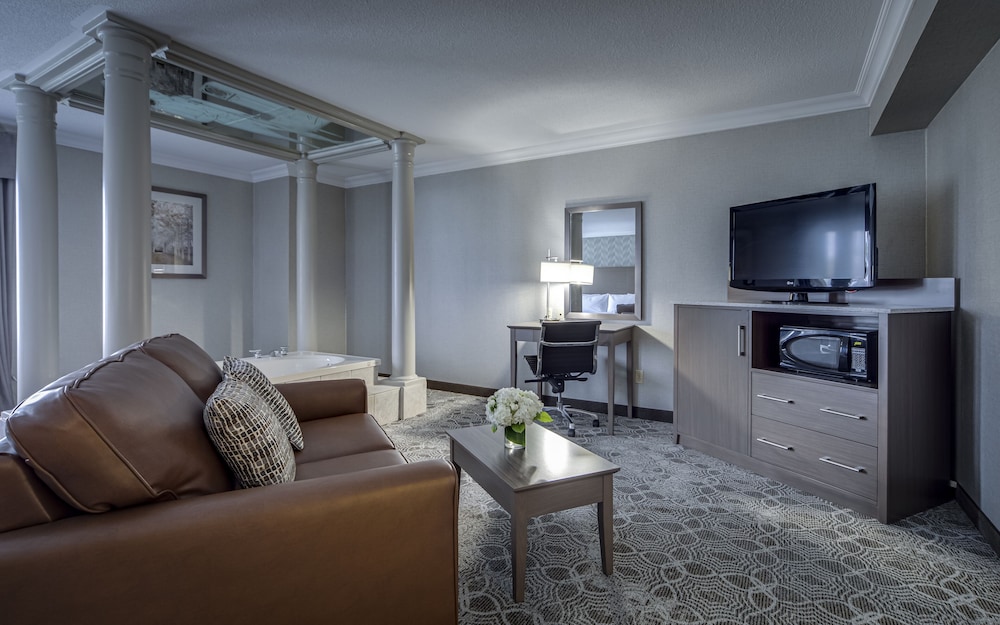 Monte Carlo Inn Markham 42/68