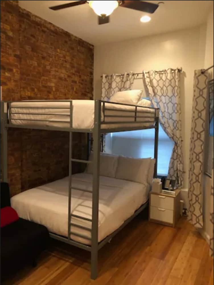 Chelsea Inn 28/70
