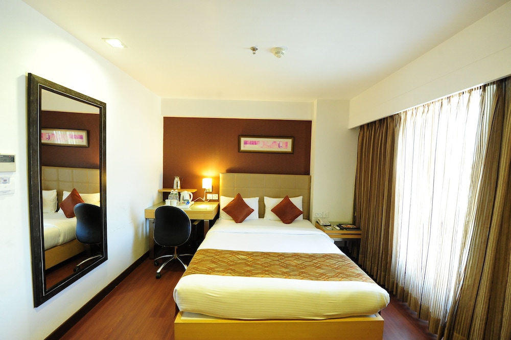 Hotel Suba Star 12/50