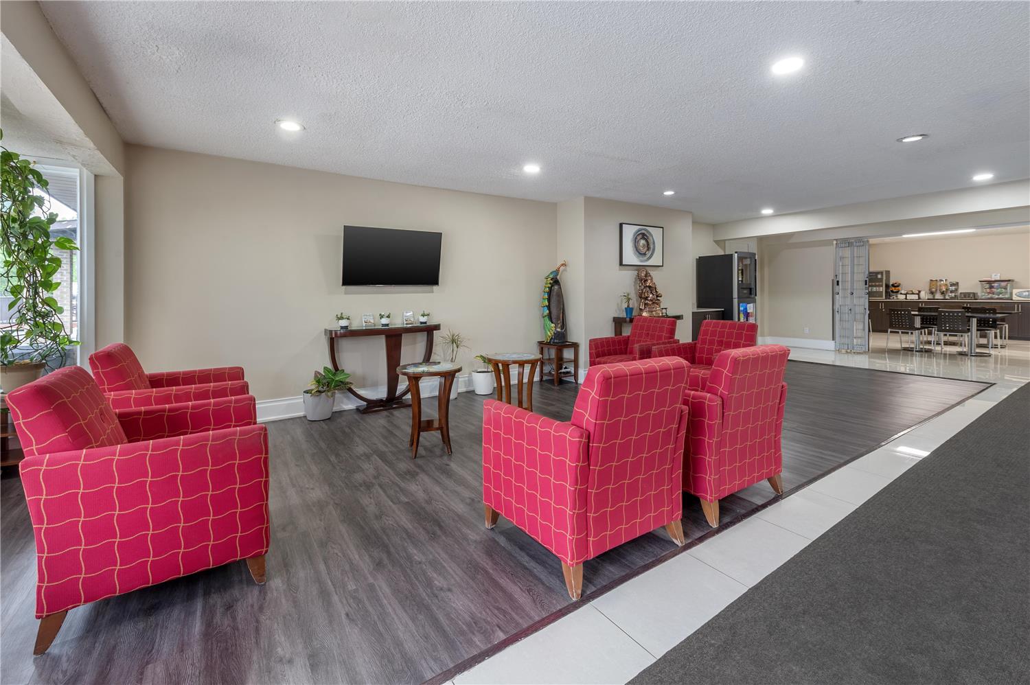 Surestay Hotel By Best Western Kemptville 11/15