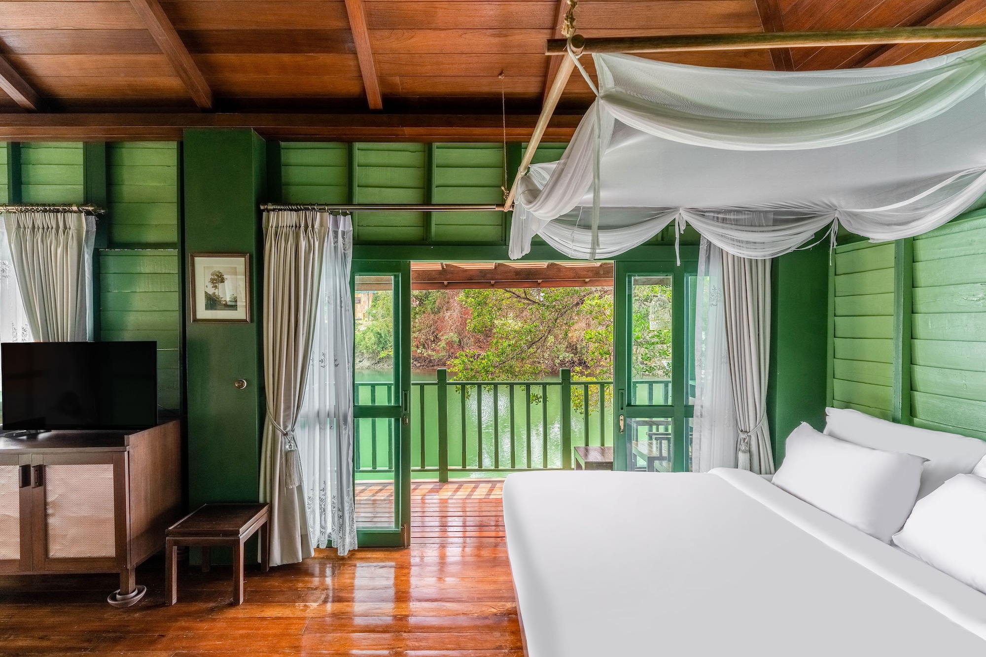 Vintage, River, Villa, King Bed, Plunge Pool