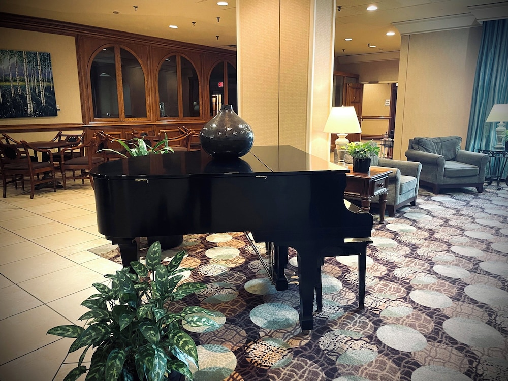 Lynchburg Grand Hotel 39/50