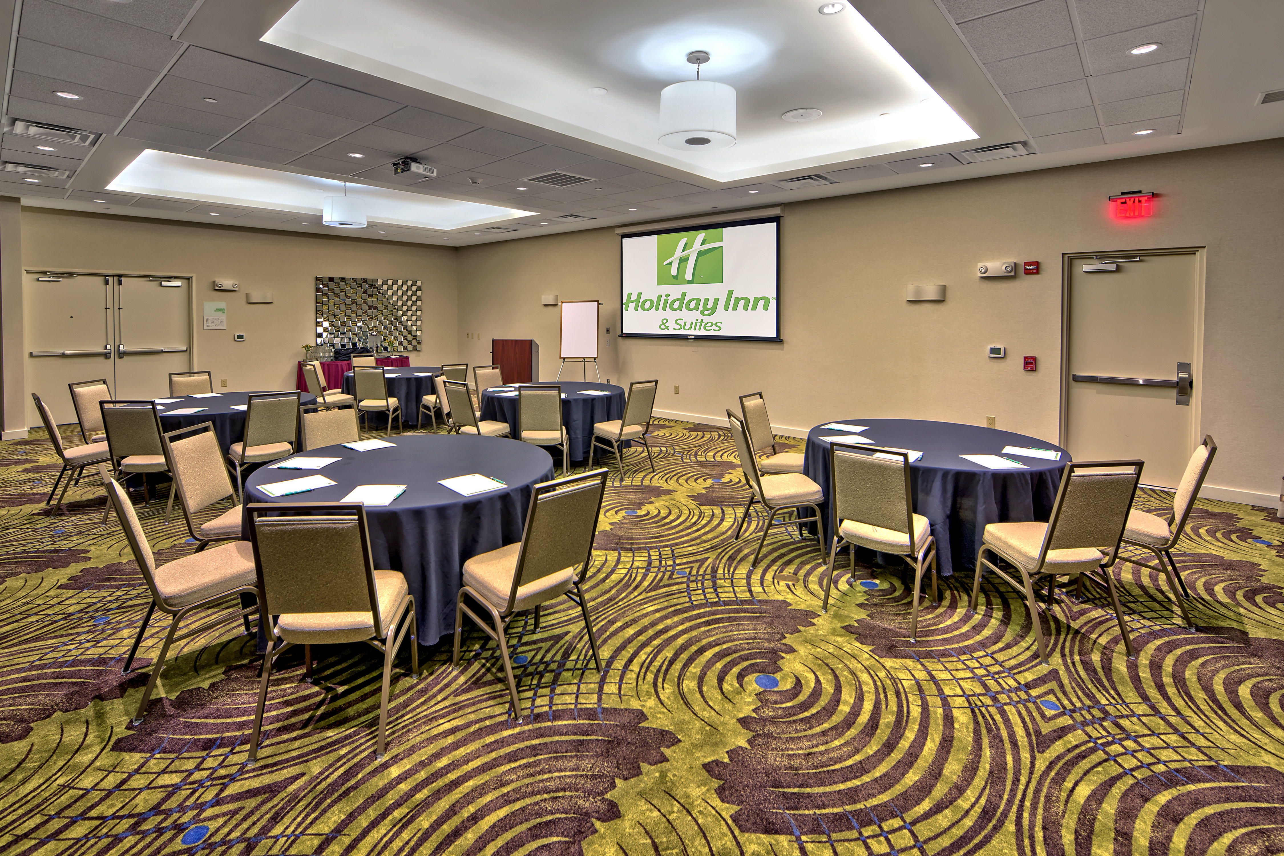 Holiday Inn Hotel And Suites Tupelo North 48/55