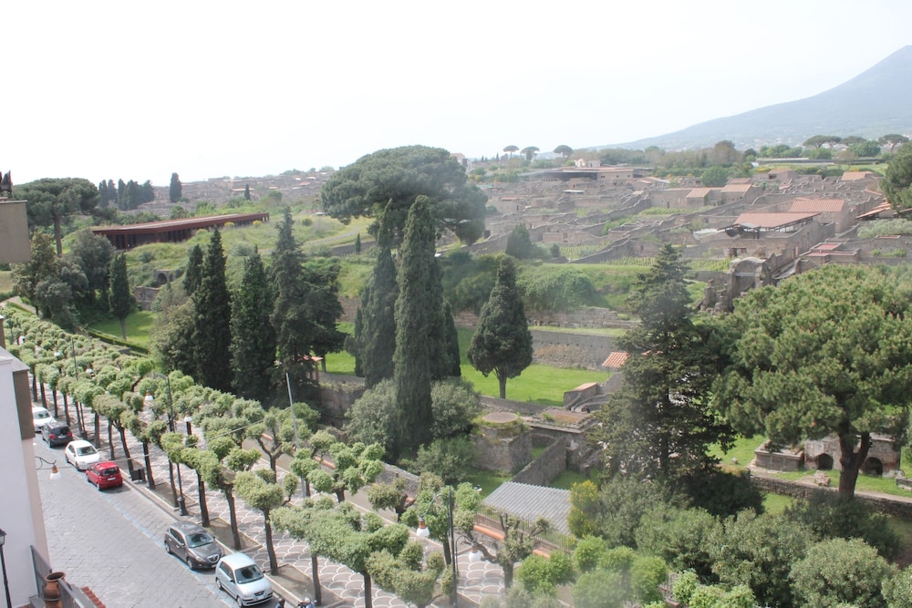 Hotel del Sole Pompei 45/50