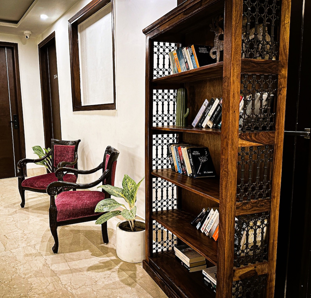 AVA Hotels and Corporate Stays Golf course 21/34