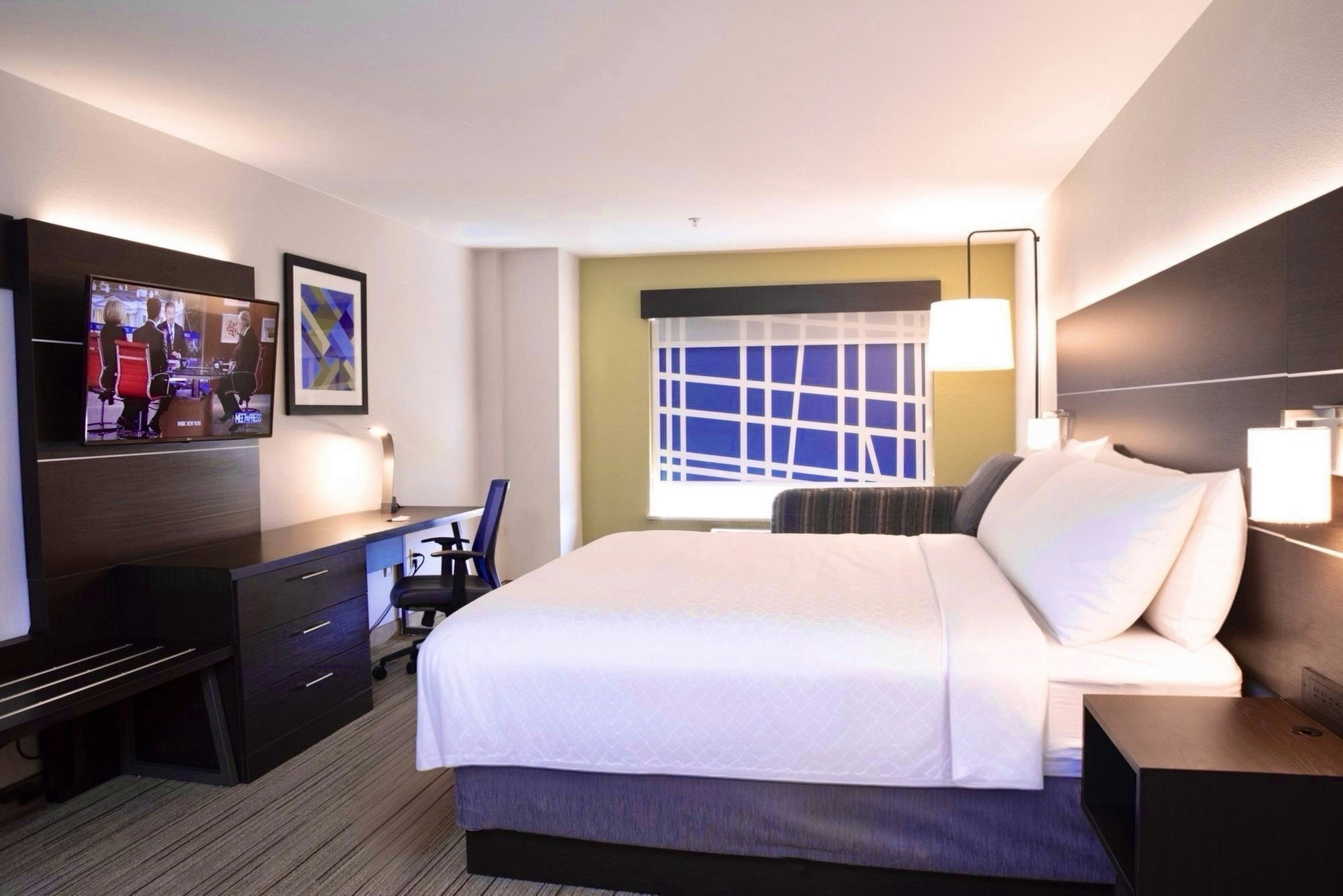 Holiday Inn Express Hotel and Suites Chester-Monroe-Goshen 34/72