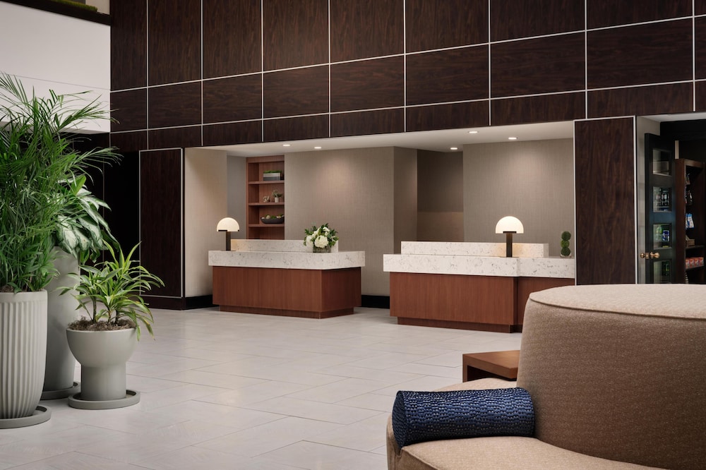 Hyatt Regency Suites Atlanta Northwest 10/65