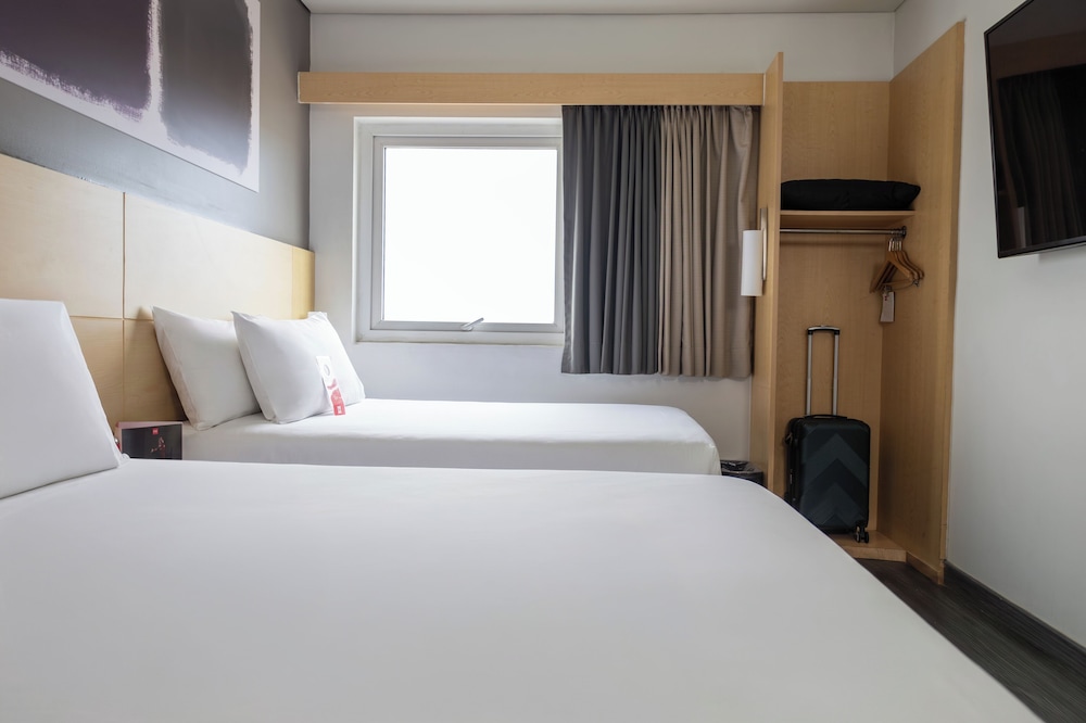 Ibis Hermosillo 20/47
