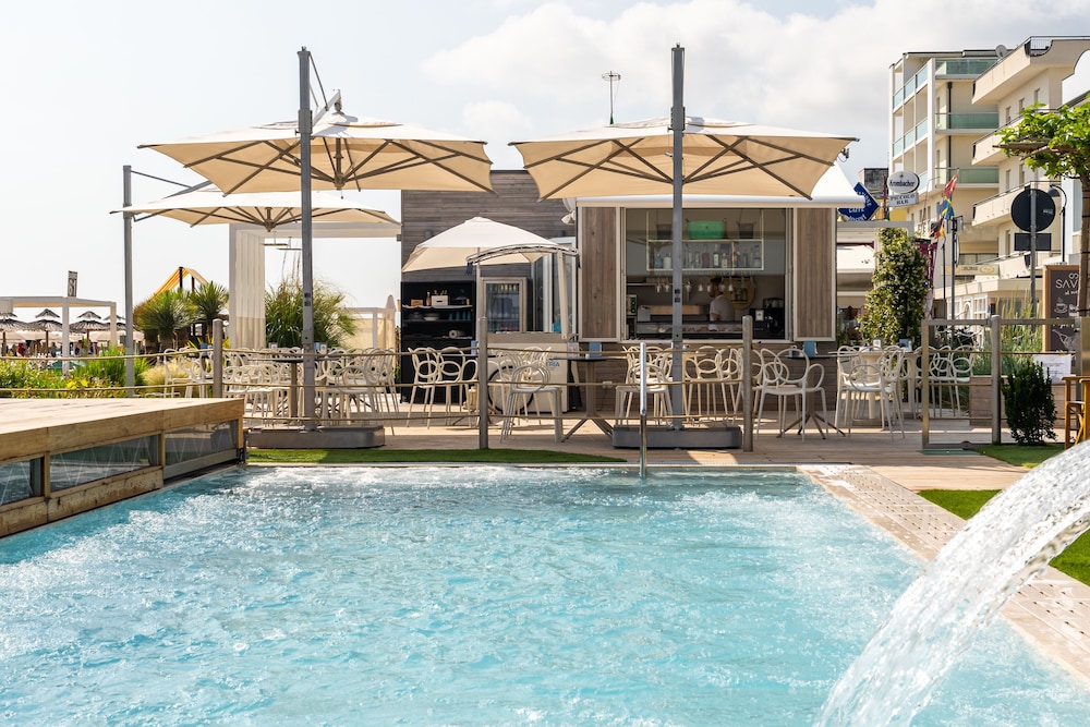 Hotel Savini 5/50