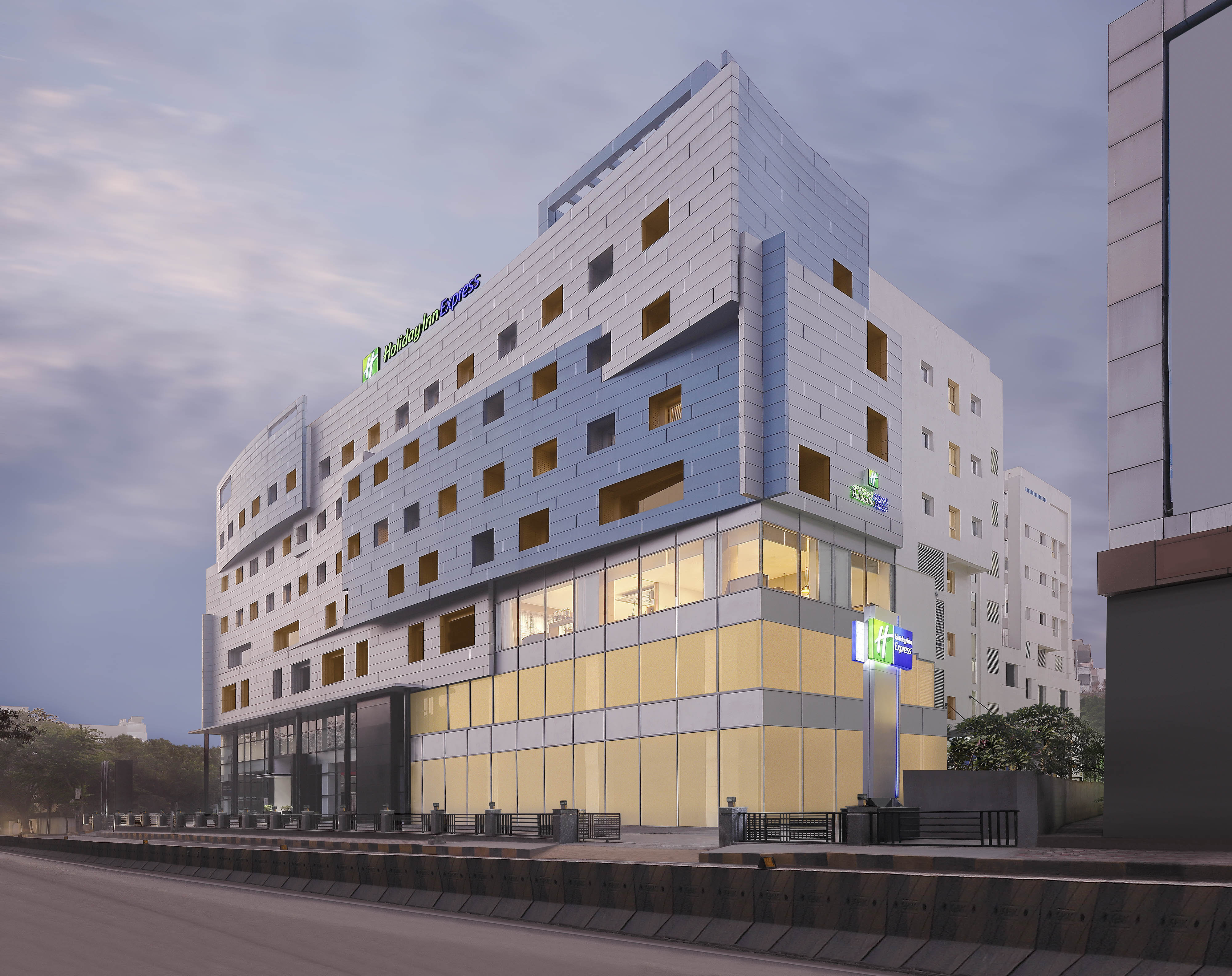 Holiday Inn Express Hyderabad Banjara Hills 5/50