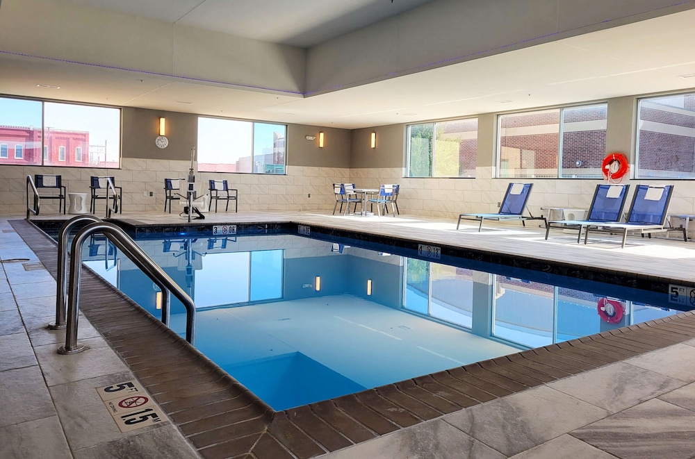 Glo Best Western Enid Ok Downtown Convention Cente 7/40