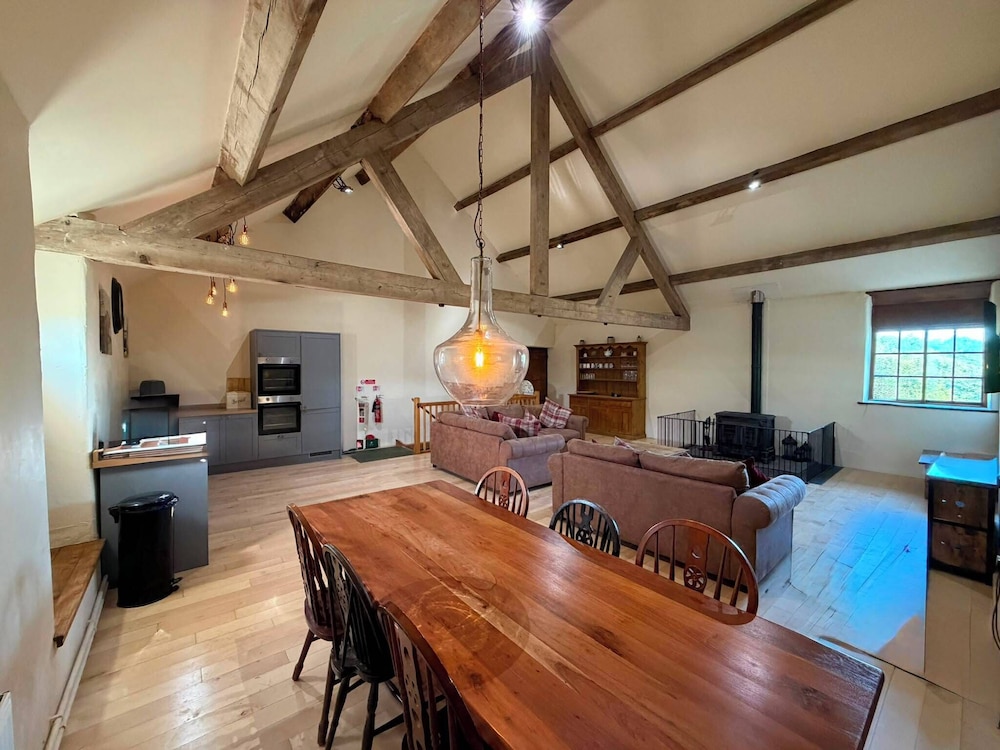 Beech Hill House B & B 8/50