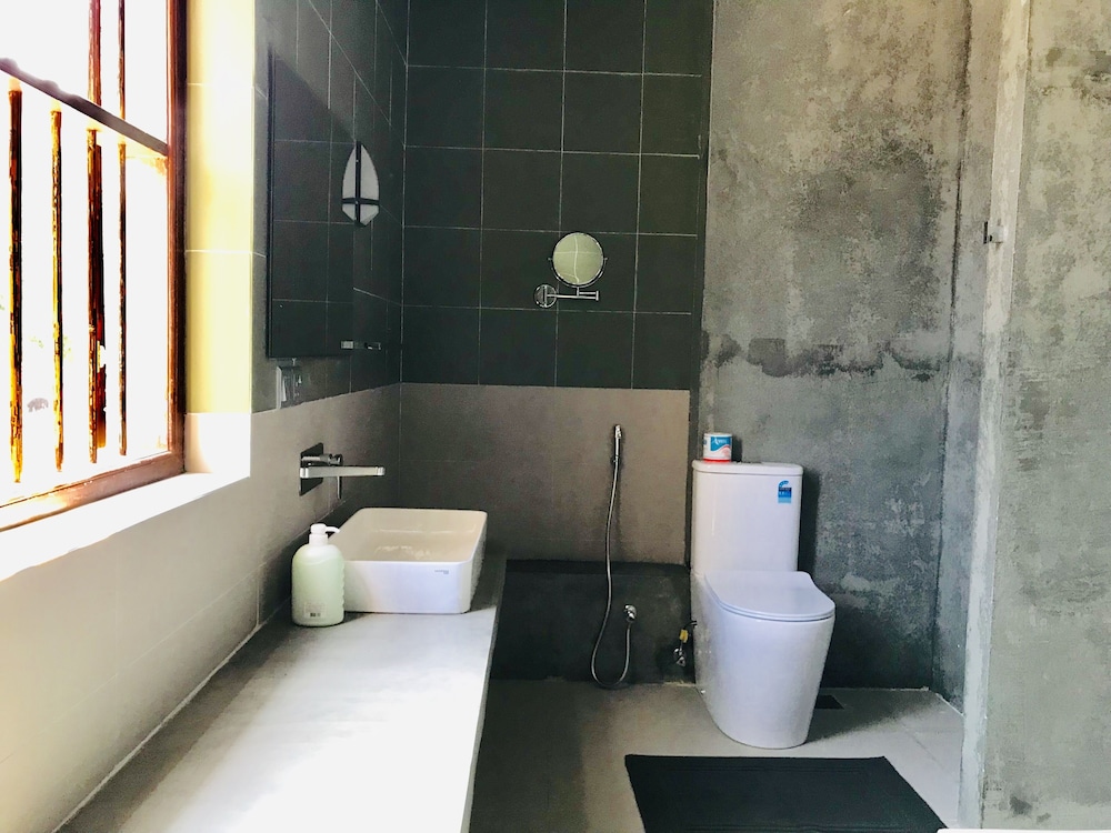Handagedara Resort 10/63
