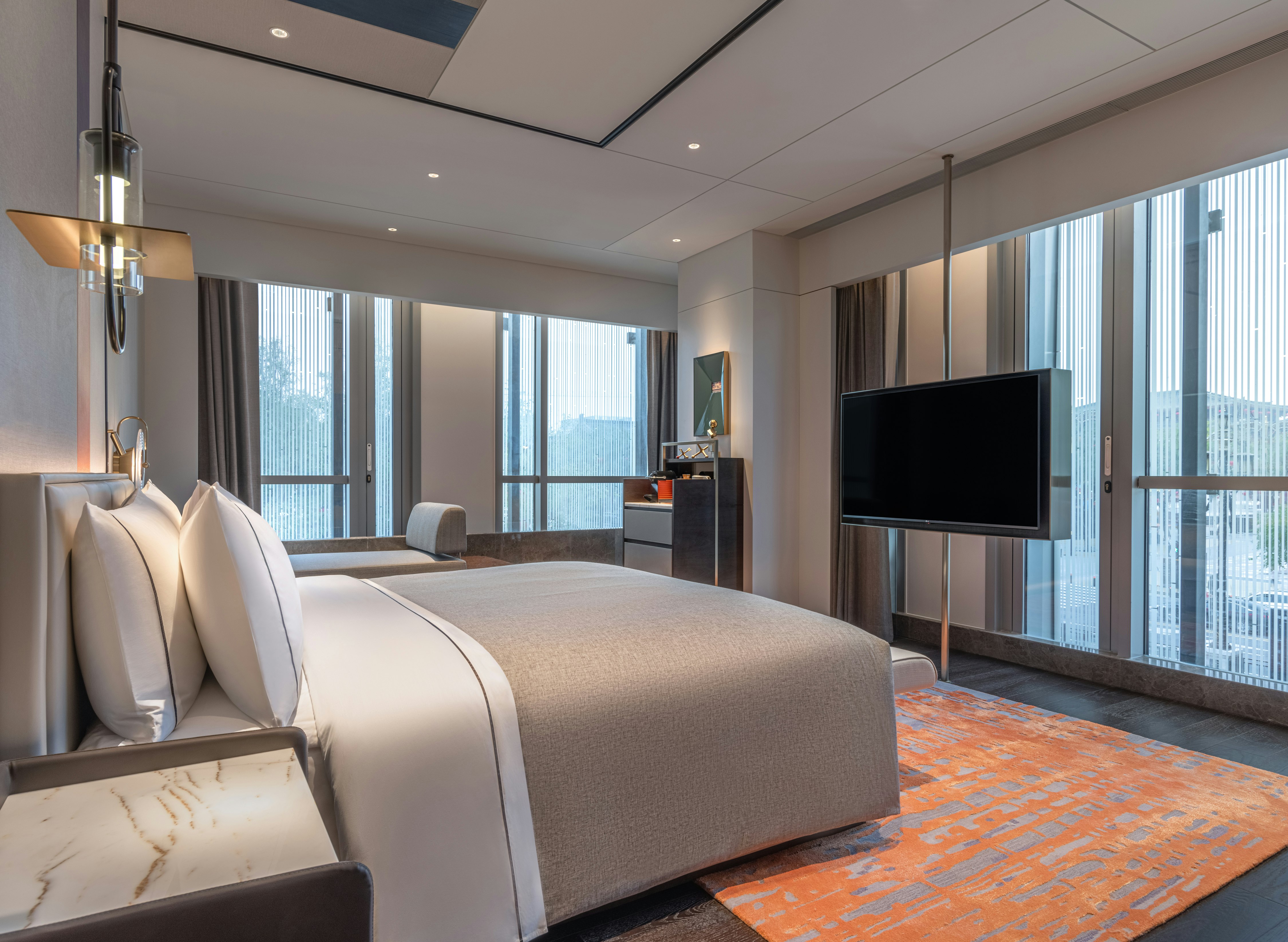 CHIC, PREMIUM, KING BED