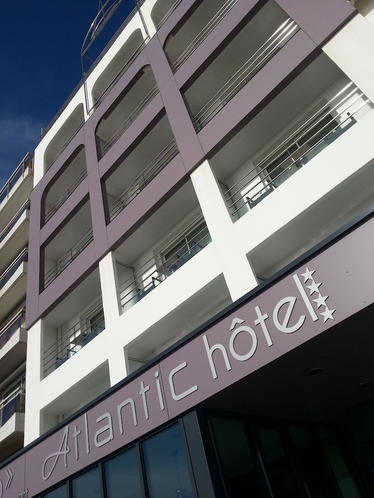 Atlantic Hotel 3/46