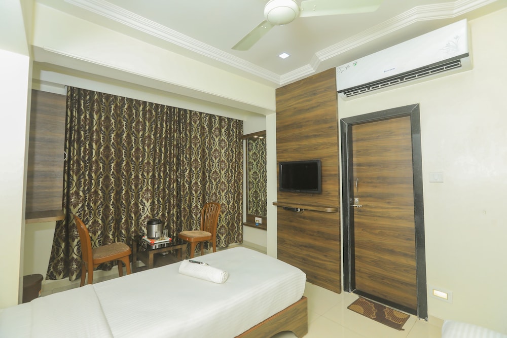 Hotel Midtown Andheri 20/34