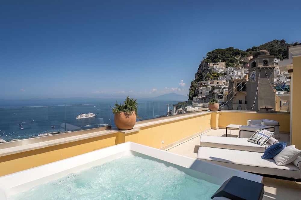Palazzo M Capri 19/50