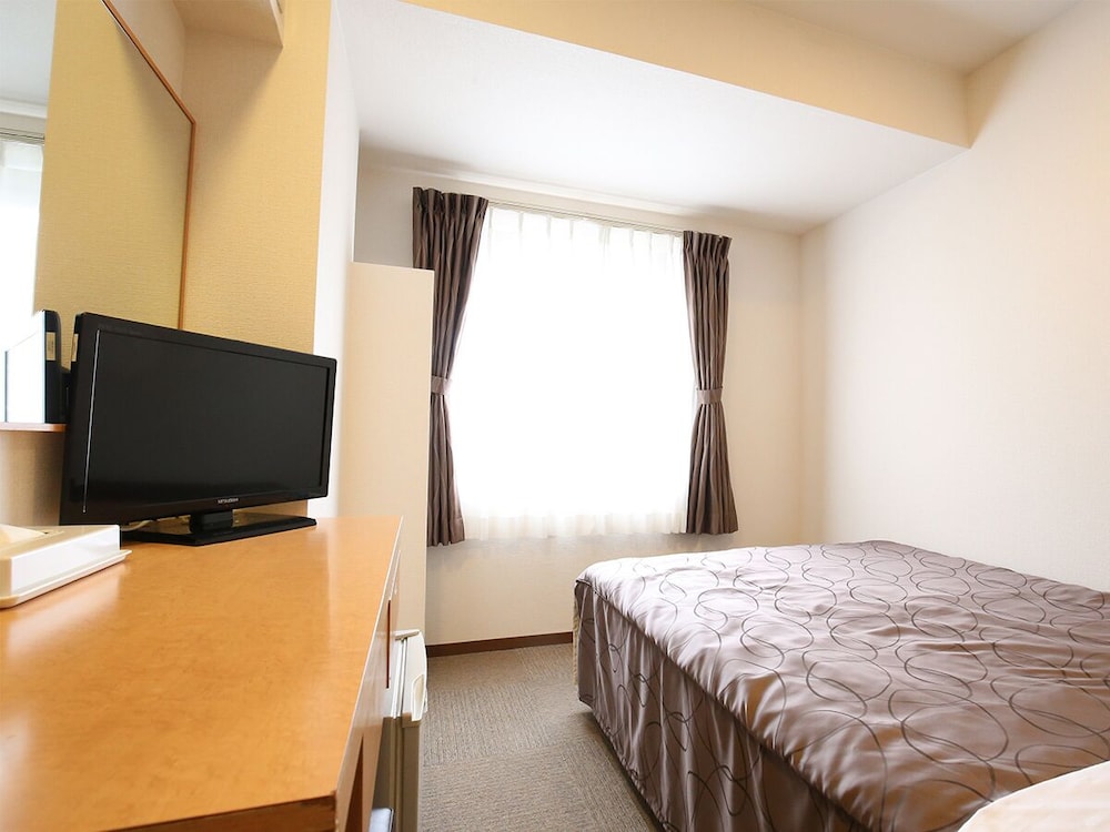 Swanky Hotel Otomo 12/36
