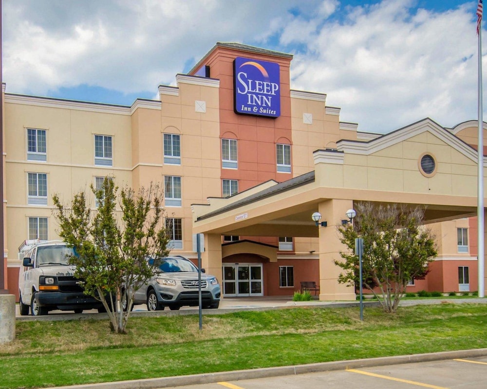 Sleep Inn & Suites Springdale West 1/33