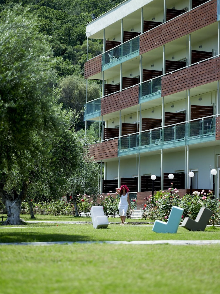 Belle Helene Hotel