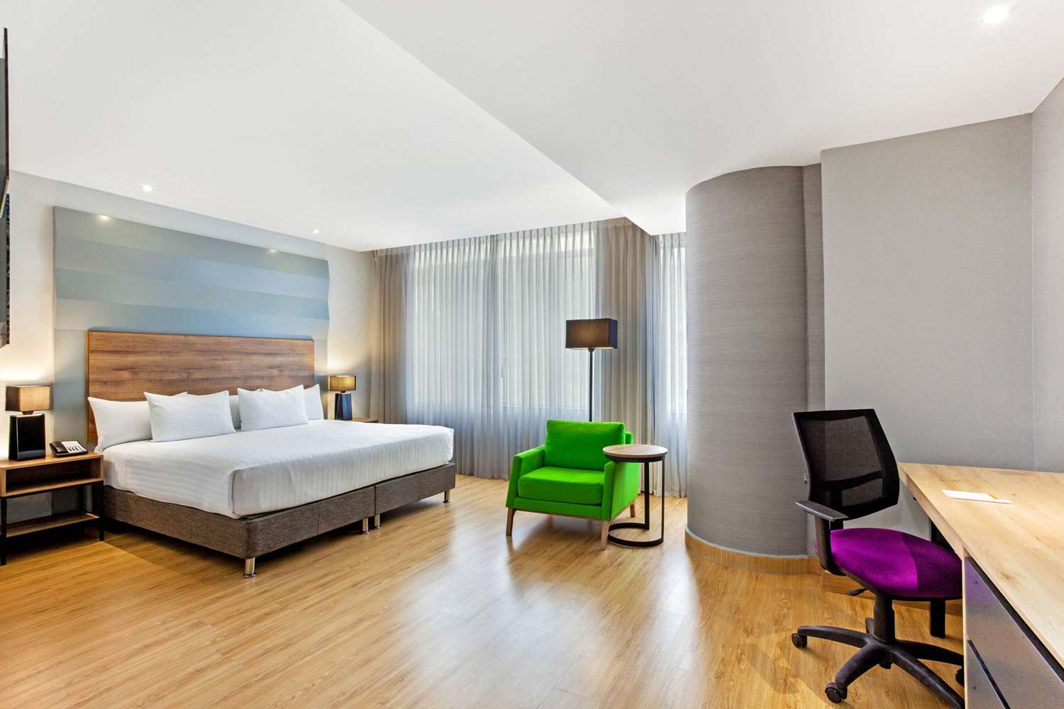 La Quinta by Wyndham Medellin 28/64