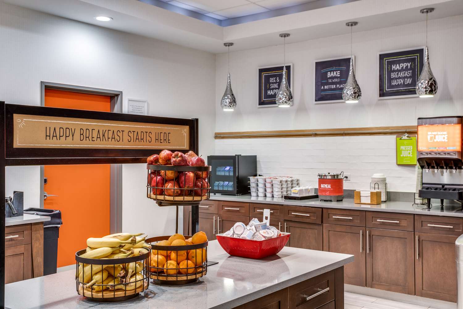 Hampton Inn & Suites North Dallas Central Expy 18/26