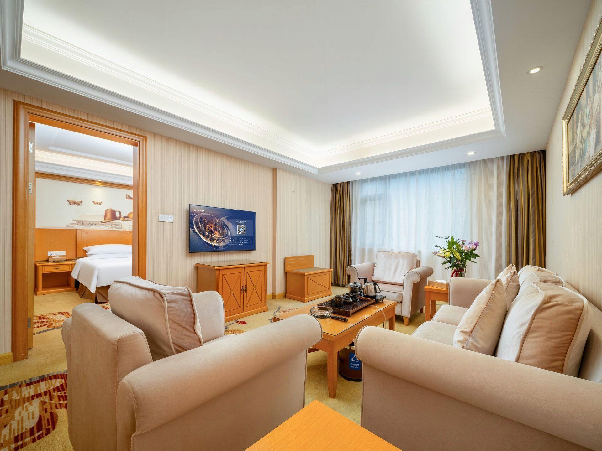 Vienna Hotel (Shenzhen Taoyuanju) 44/59