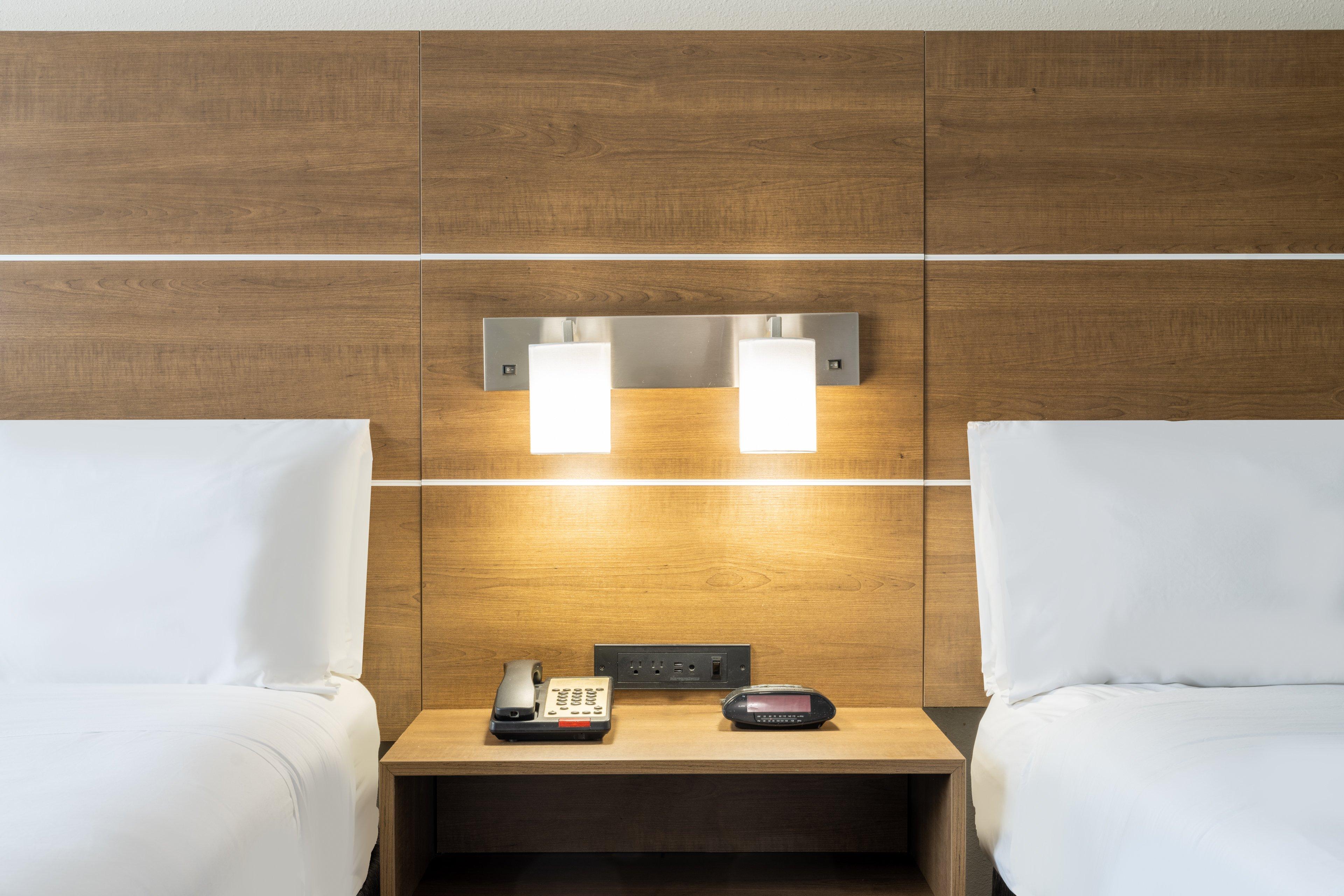 غرفة بسريرين كوين لذوي الإعاقة، Holiday Inn Express & Suites Dallas East - Fair Park 4/4