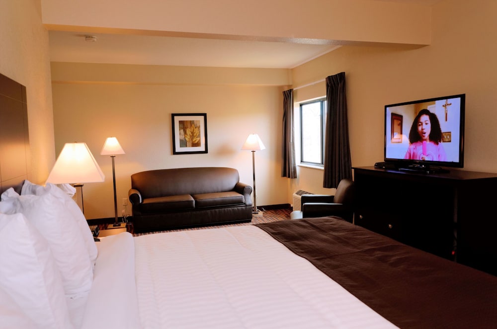 Boulders Inn Amp Suites Oak Ridge 15/50