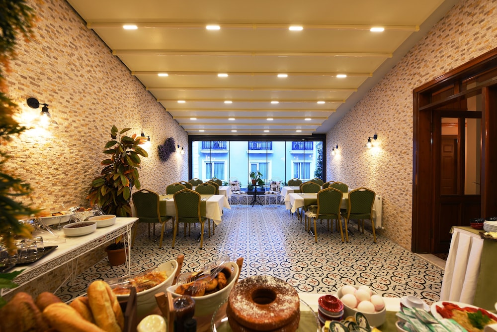 Elyka Hotel 21/28