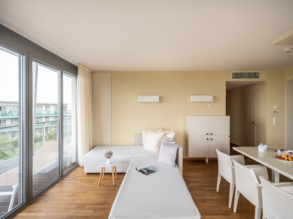 Falkensteiner Residences Senia 11/50