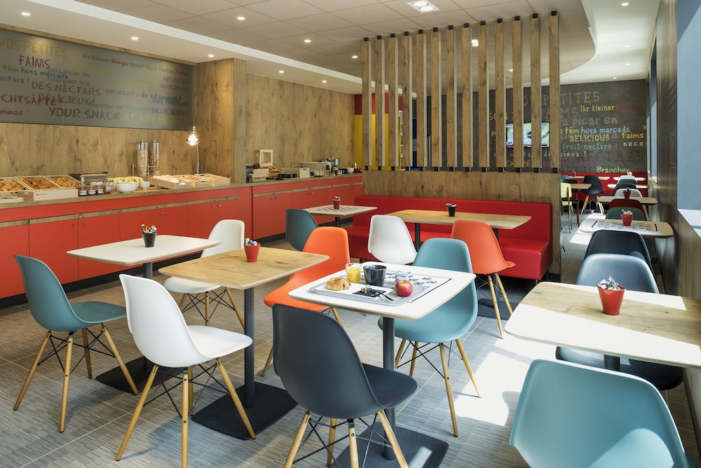 Ibis Saint Germain En Laye Centre 49/69