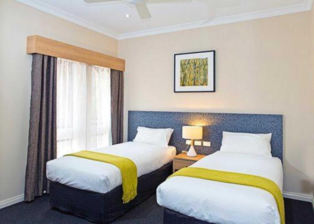 Upgrade, Suite, Queen and Twin Beds